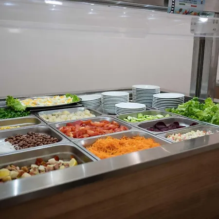 Отель Eraclea 3*