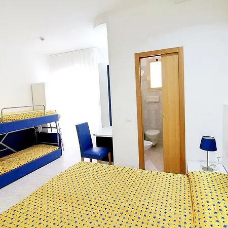 Отель Eraclea Лидо-ди-Езоло